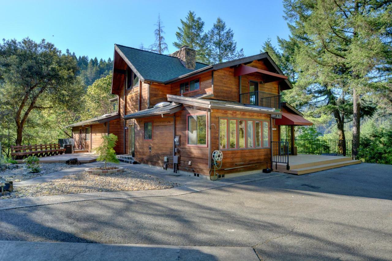 Morrisons Rogue River Lodge Merlin Exteriér fotografie